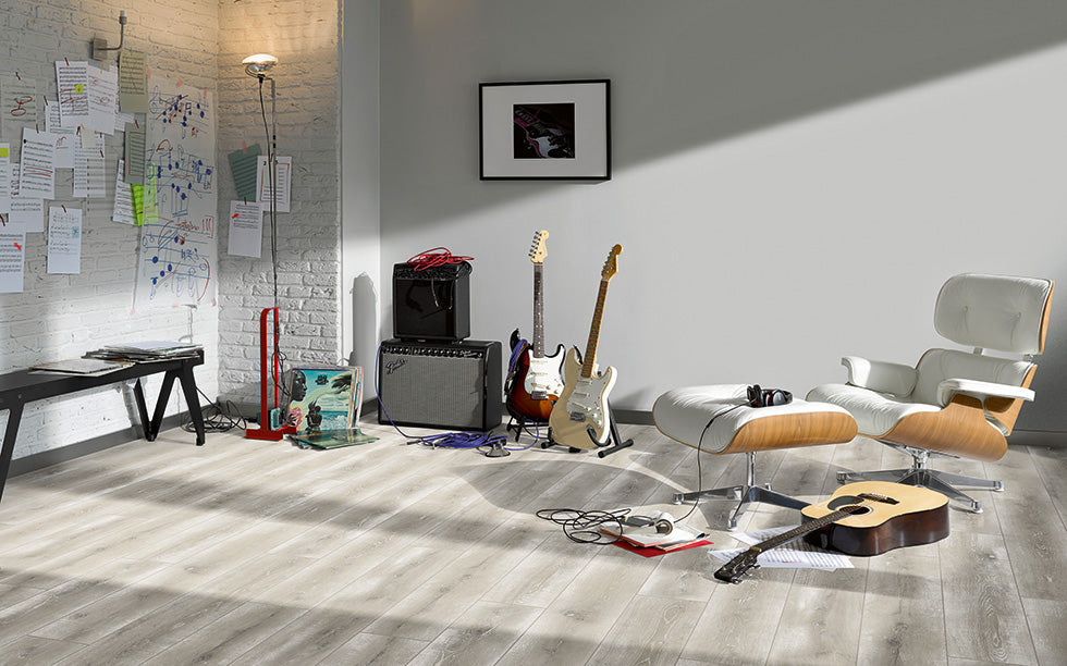 Oak Vintage Grey - Classic 1050 4V AC4/Class 32 (Light Commercial)