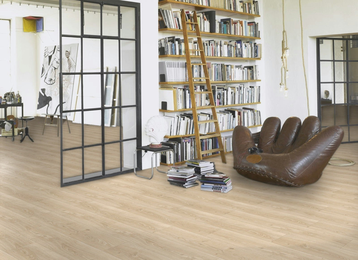 Oak Studioline Sanded - Basic 600 4V 8mm AC4/Class 32 Chateau Plank XXL
