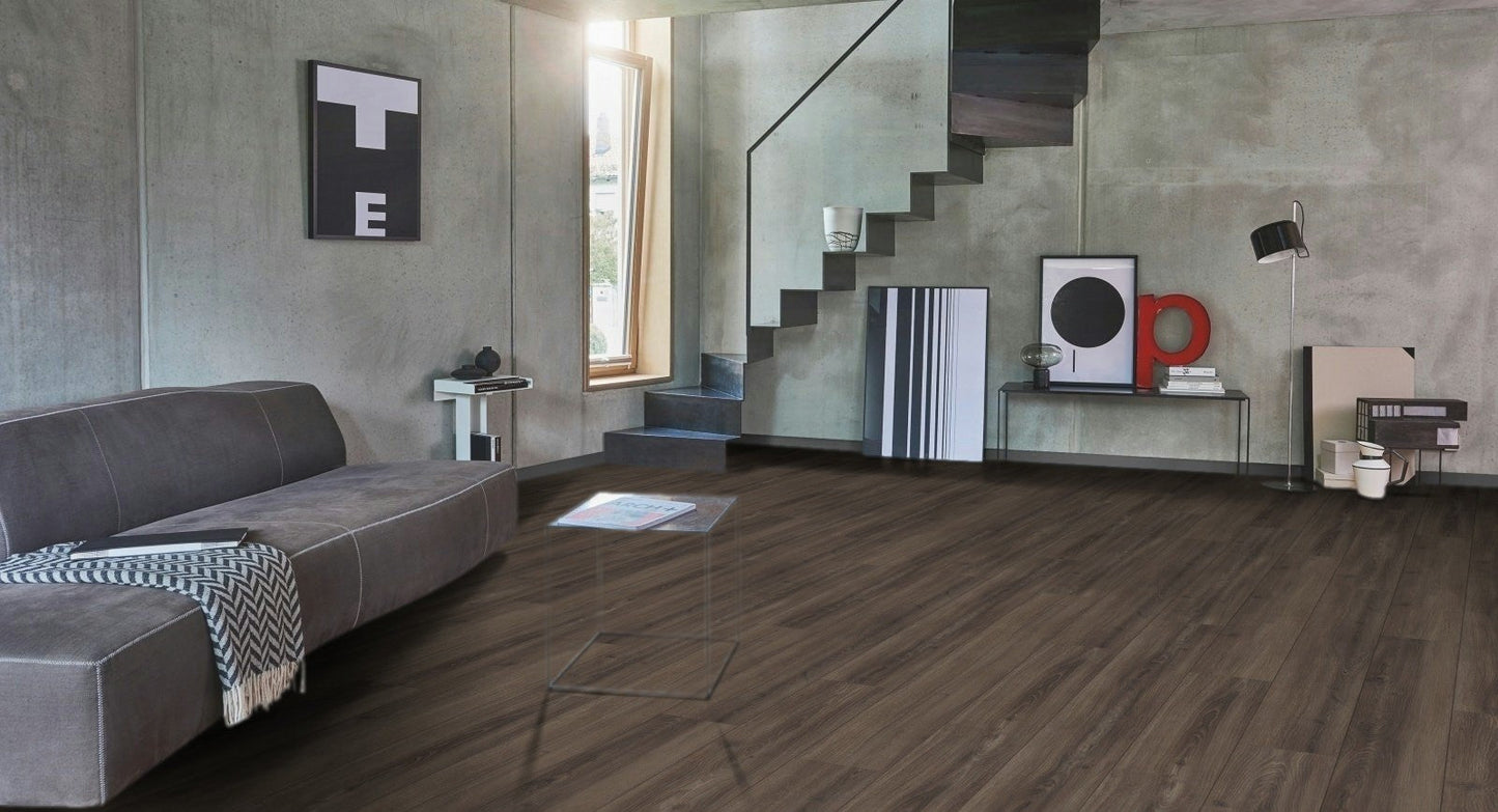 Oak Studioline Brown-Grey - Basic 600 4V 8mm AC4/Class 32 Chateau Plank XXL